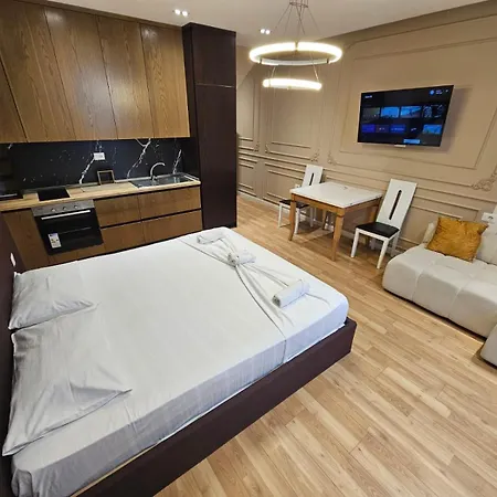 Apartment Square 21 *