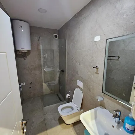 Apartment Square 21